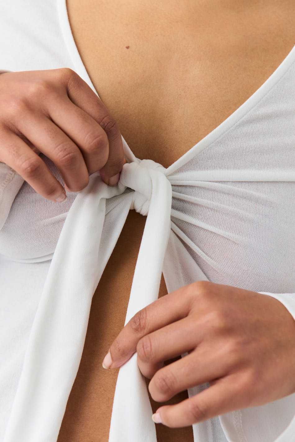 T-shirt style Stockholm pour femme blanc à manches longues avec nœud sur le devant de My Store