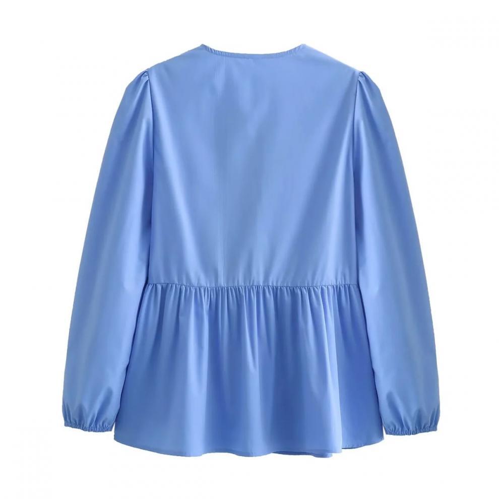 Top blanc clean girl tendance en tissu léger à manches longues avec coupe ample et volantée