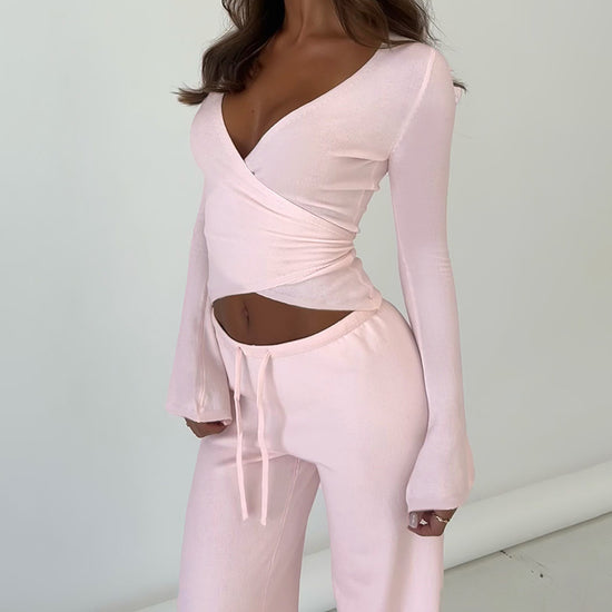 Top rose manches longues léger style croisé pour tenue vanillagirl scandinavia My Store